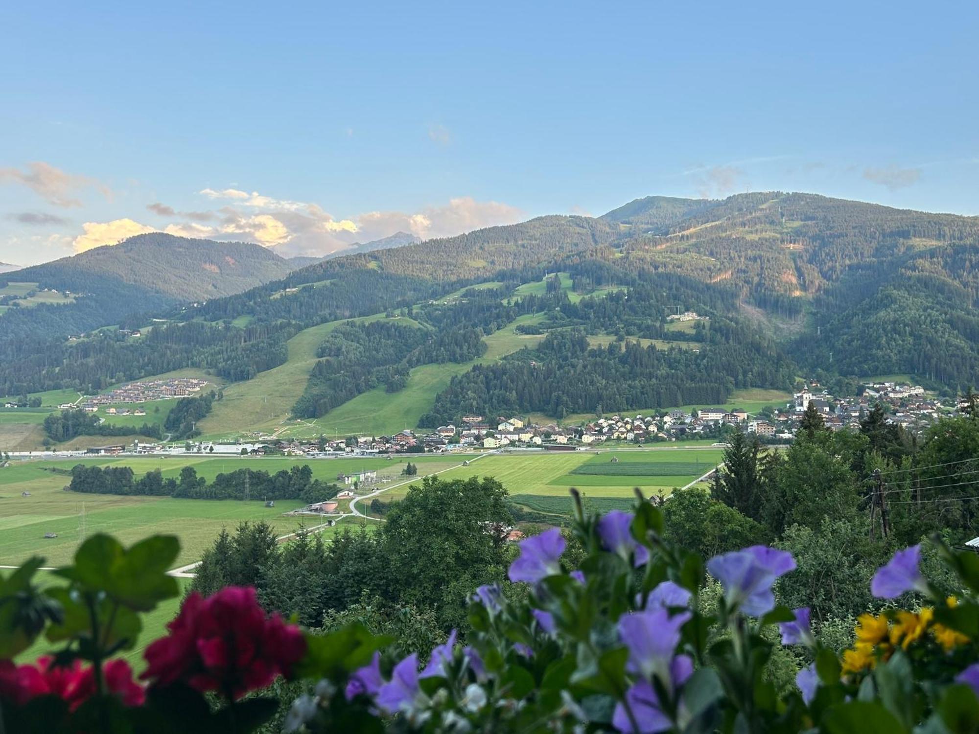Apartamento Flatzerhof Haus im Ennstal Exterior foto